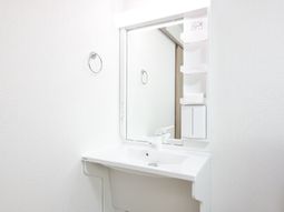 清潔な洗面所の空間