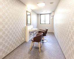 シンプルな廊下の様子