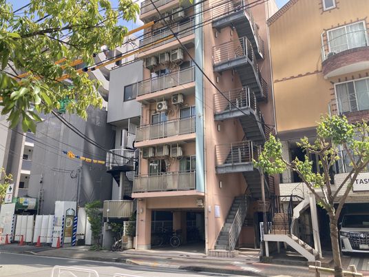 建物の外観