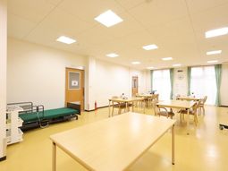 明るい多目的スペース
