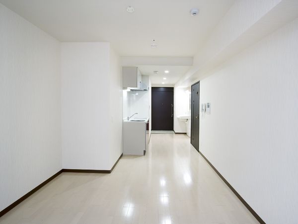 清潔感のある廊下の風景