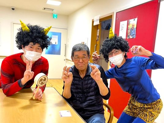 楽しそうな交流の場