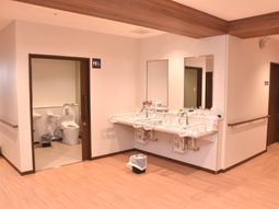 清潔で整備された洗面台