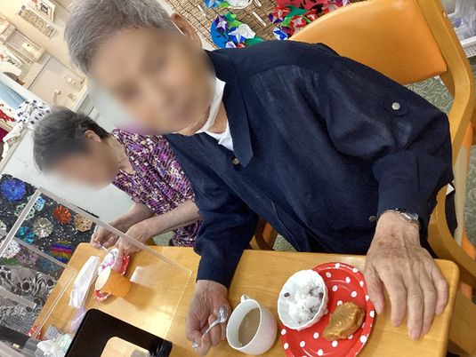 お食事中の様子