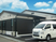 施設外観と送迎車  