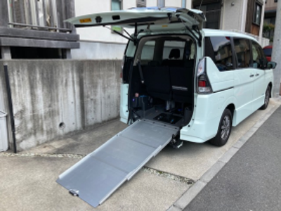 車椅子対応車両の様子
