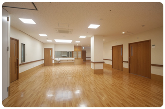広々とした廊下
