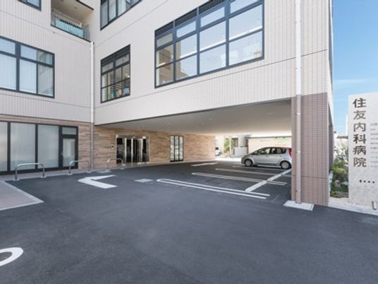 建物前の車寄せ  