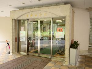 自動ドアの出入口  