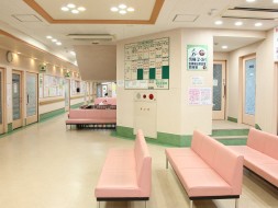 富田町病院の外観