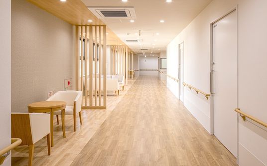 明るい廊下