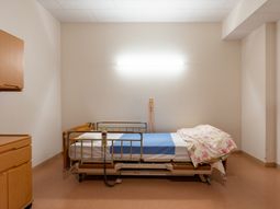 ベッドのある居室です  