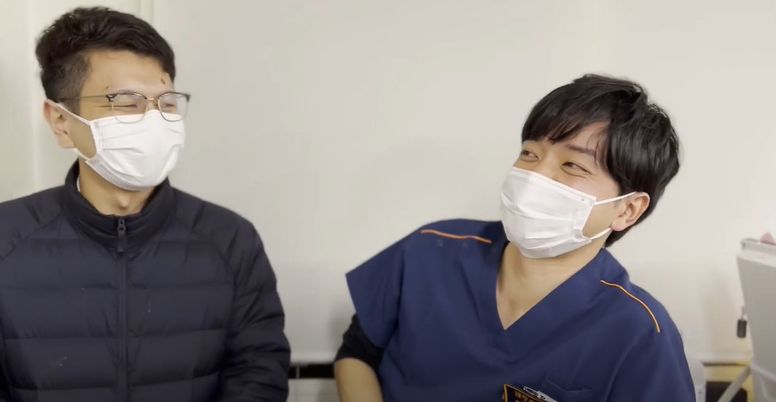 リラックスした様子のスタッフ