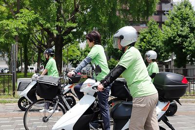 外でのスタッフ活動