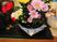 花が飾られた卓上  