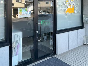 玄関のガラス扉  