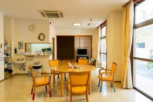 自然光が入る室内