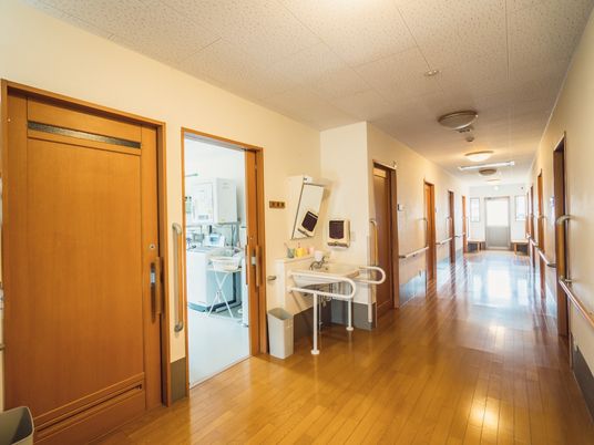 清潔な廊下と設備
