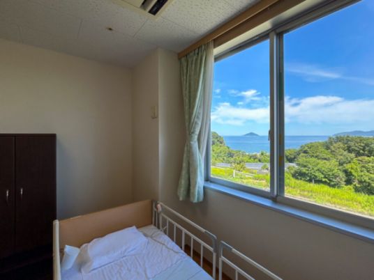 海の見える居室