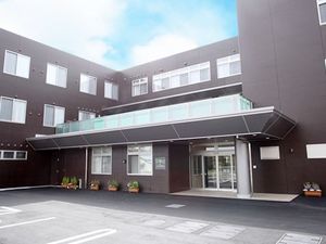 建物正面の外観  