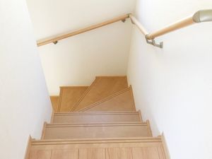 手すり付き階段  