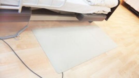 柔らかいマットの床