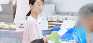 スタッフの姿の場面