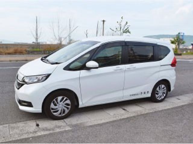 送迎車の外観  