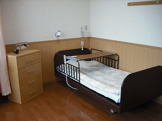 落ち着いた雰囲気の居室