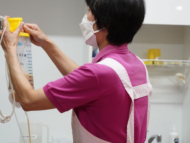 安心感のあるスタッフイメージ スタッフイメージ 安心して業務に従事できる環境が整っています。笑顔で働ける職場を目指しています。
