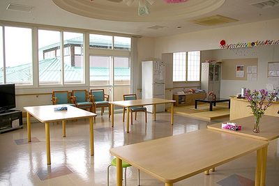 明るい空間のダイニングルーム