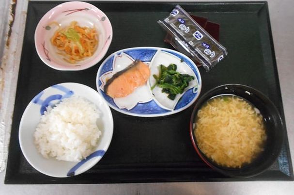 和朝食セットのプレート