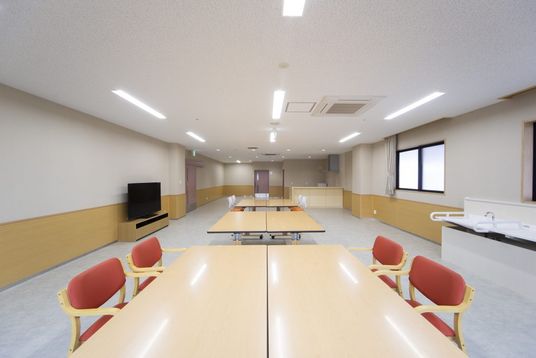 広々とした多目的室
