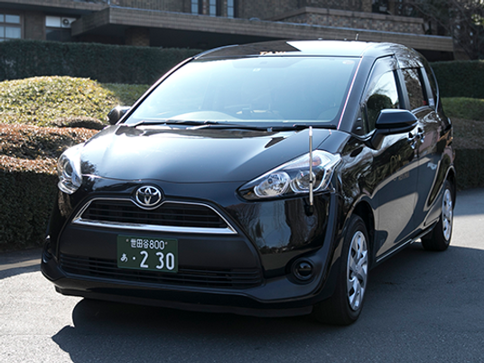送迎車の外観  
