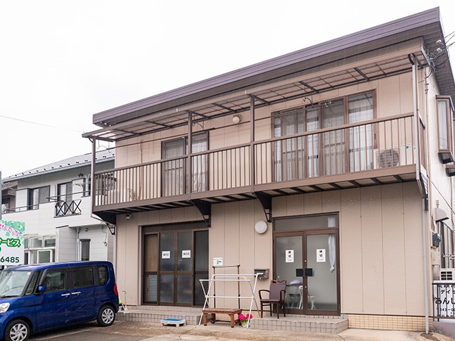 お泊りデイサービス越谷の外観