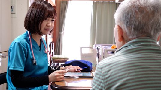 介護士と利用者の対話
