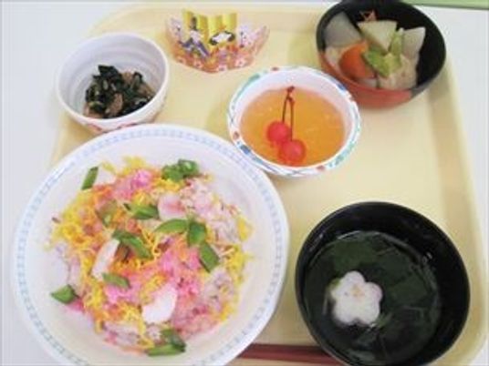 食事トレイ