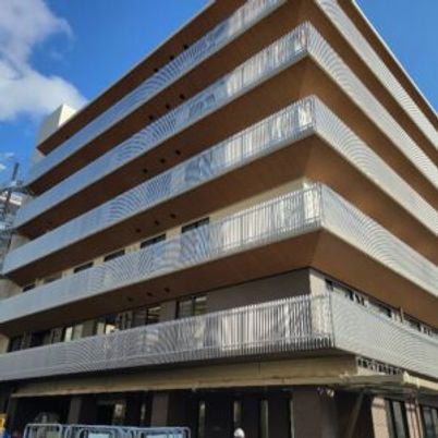 開放感あふれる建物外観