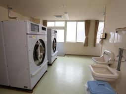 洗濯機と洗面所の設備