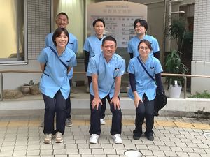 スタッフが集う入口