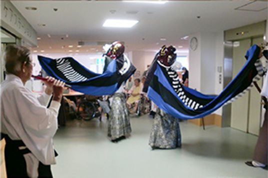 活動中の廊下