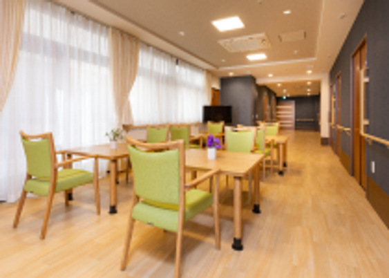 明るいダイニングルーム