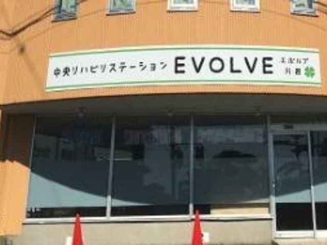エントランスの明るい光景 エントランス ガラス張りで光が差し込む明るいエントランスです。ゆったりとした雰囲気の中で新たな生活が始まります。
