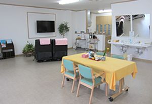 ゆったりしたダイニングルーム