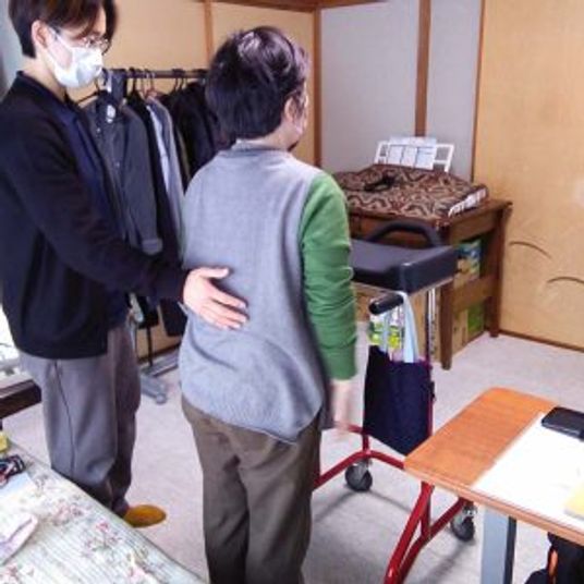 手助けを受ける居室