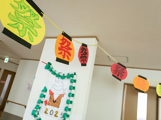 装飾が施された廊下