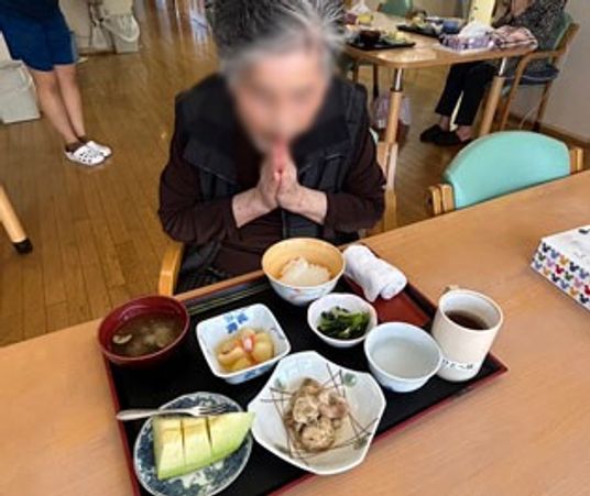 食事を楽しむ席