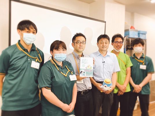 スタッフ集合の室内