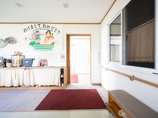 温かみのある入口