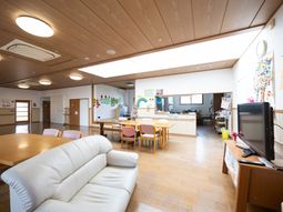 落ち着いた雰囲気のリビング